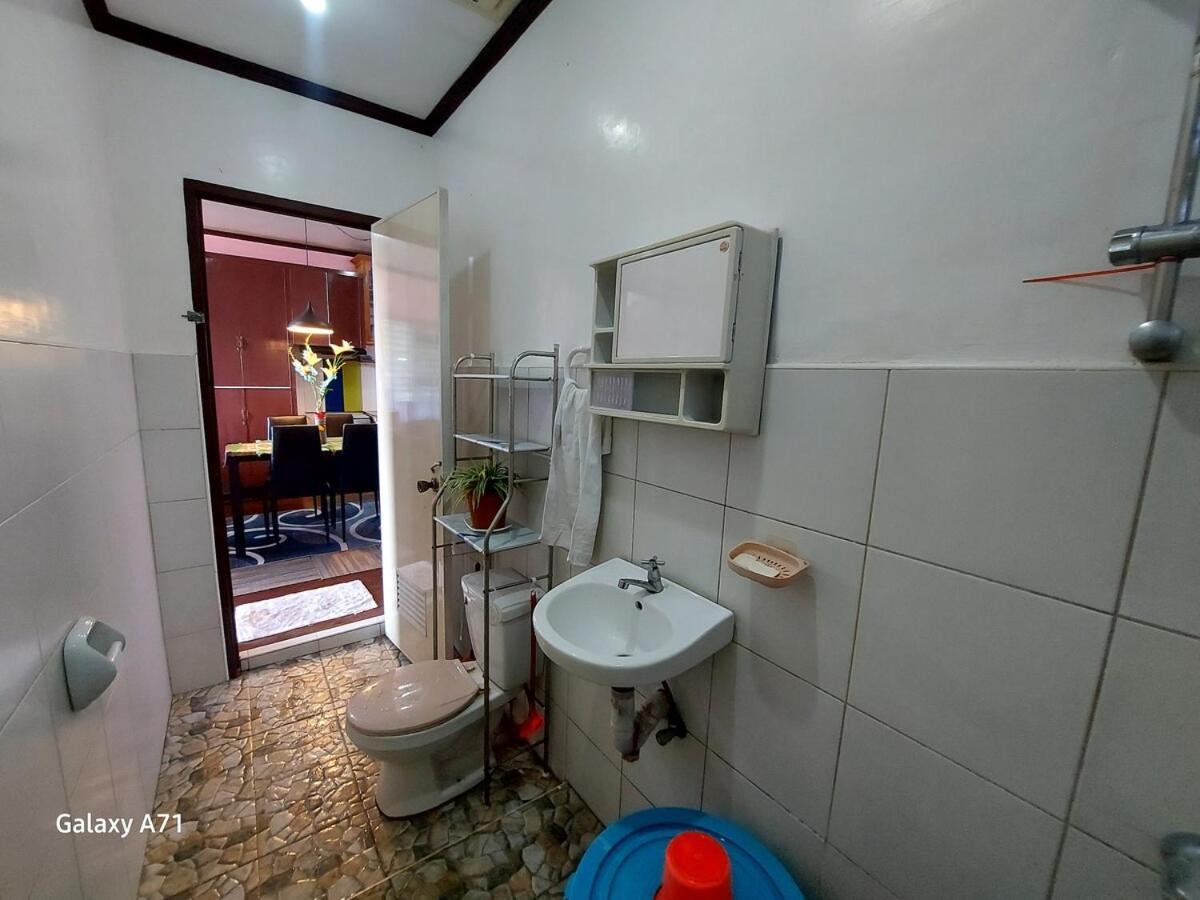 Island Samal Overlooking View House With Swimming Pools San Antonio  Exterior foto
