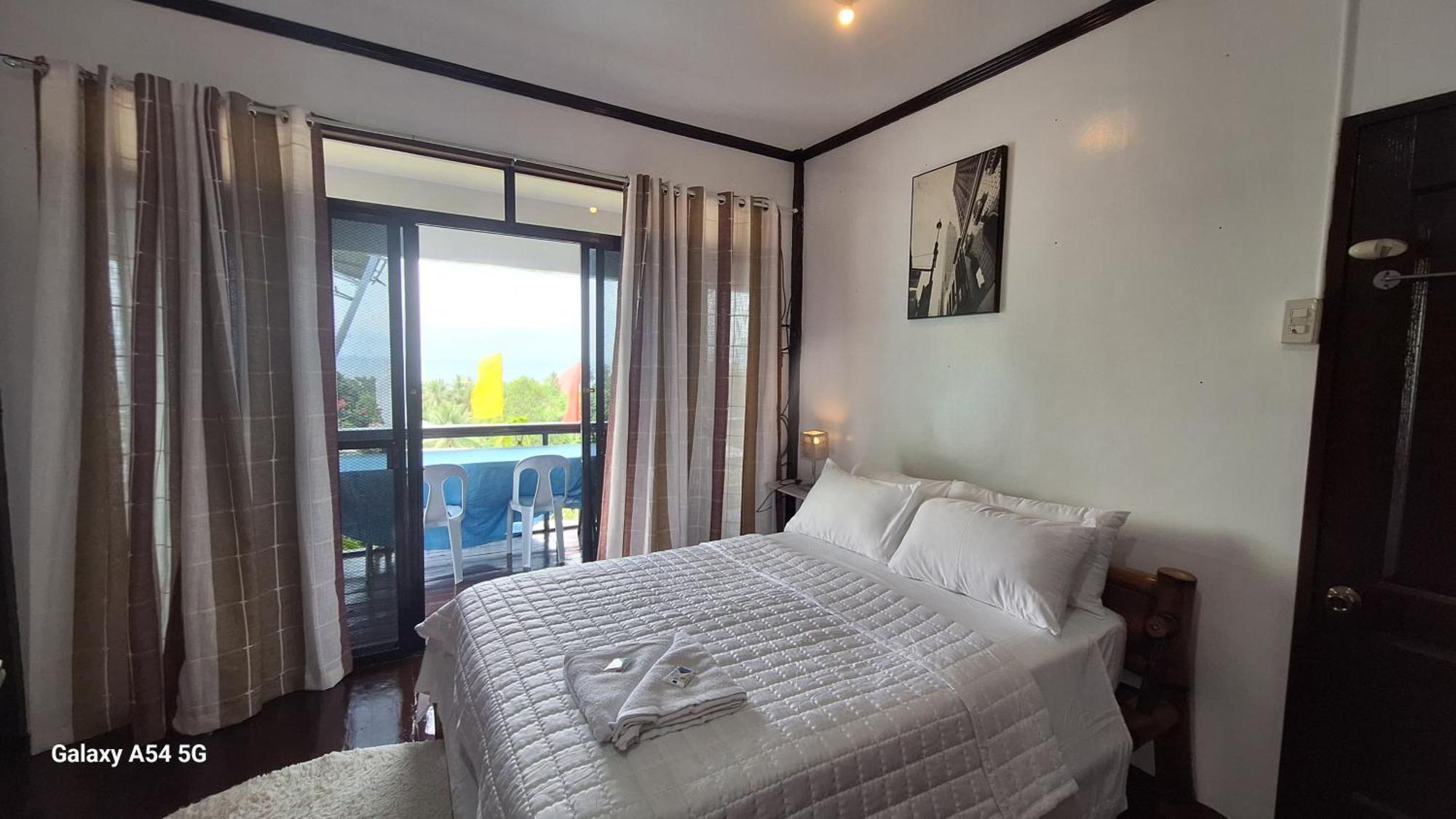 Island Samal Overlooking View House With Swimming Pools San Antonio  Exterior foto